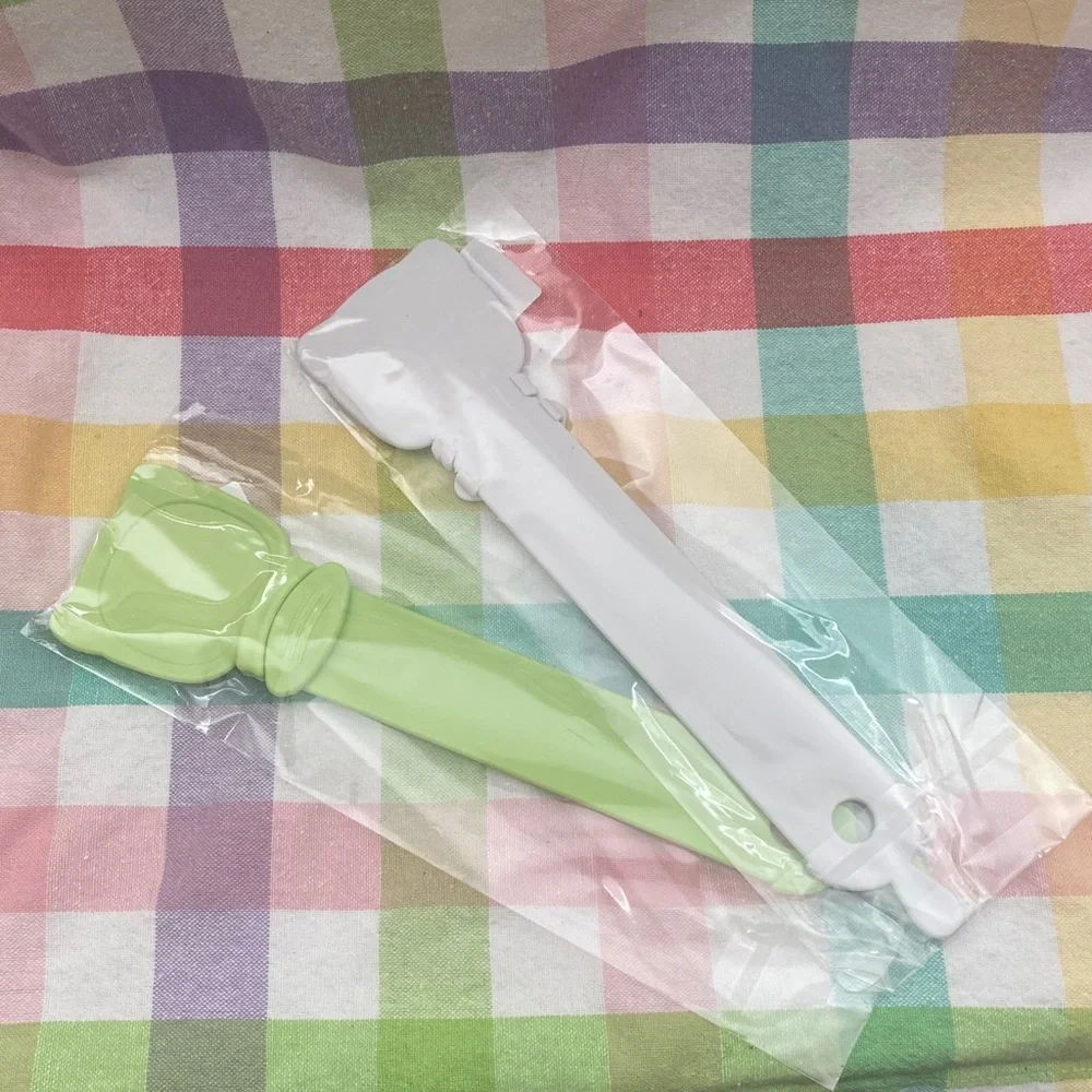 Cat Strip Squeeze Spoon Set of 2